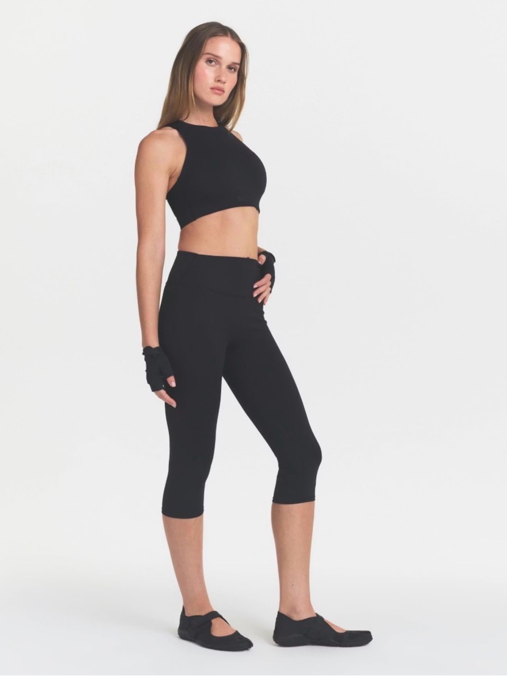Nike Matte Crop Legging 17” in Obsidian/Black brand new